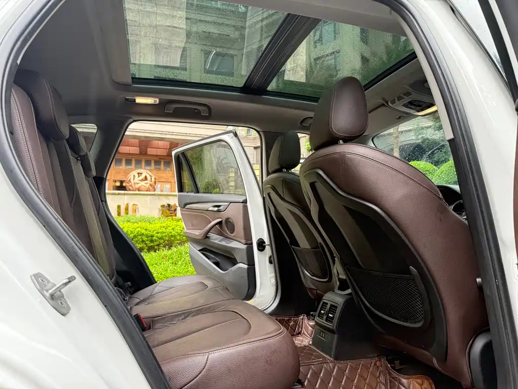 BMW X1 — миниатюра 14