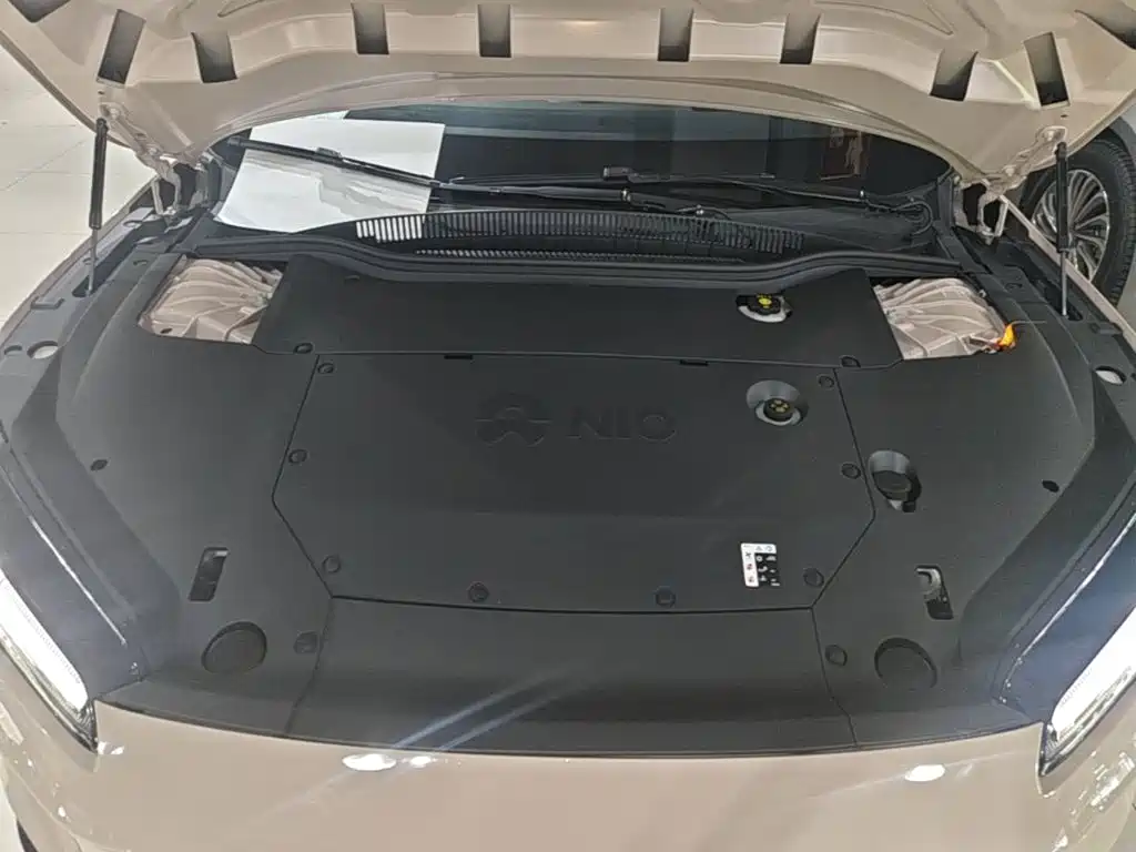NIO ET5T — миниатюра 20