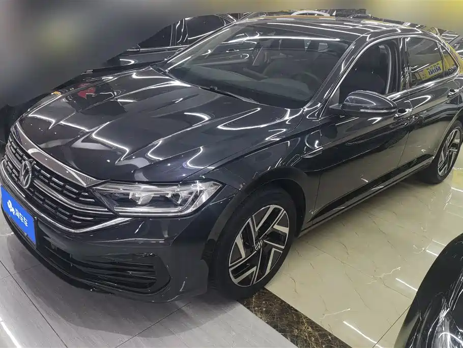 Volkswagen Sagitar 2023
