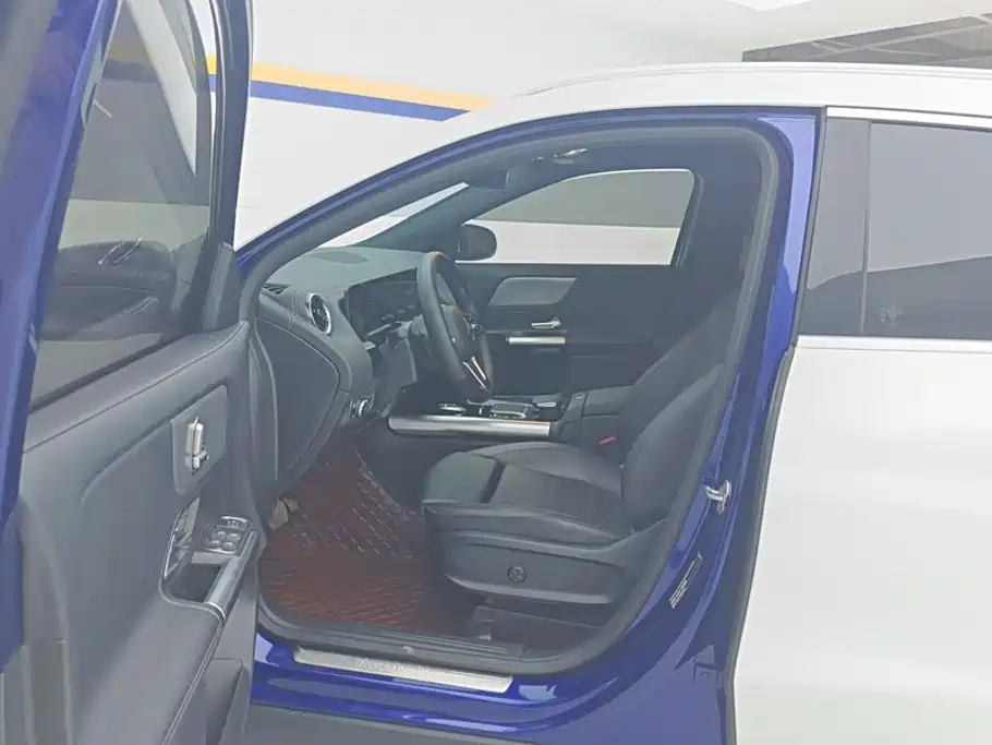 Mercedes-Benz GLA — миниатюра 9