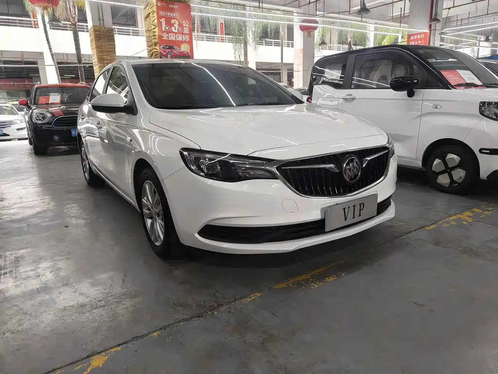 Buick Excelle — миниатюра 3