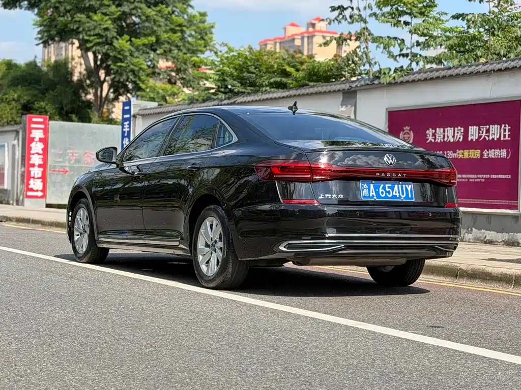 Volkswagen Passat — миниатюра 6