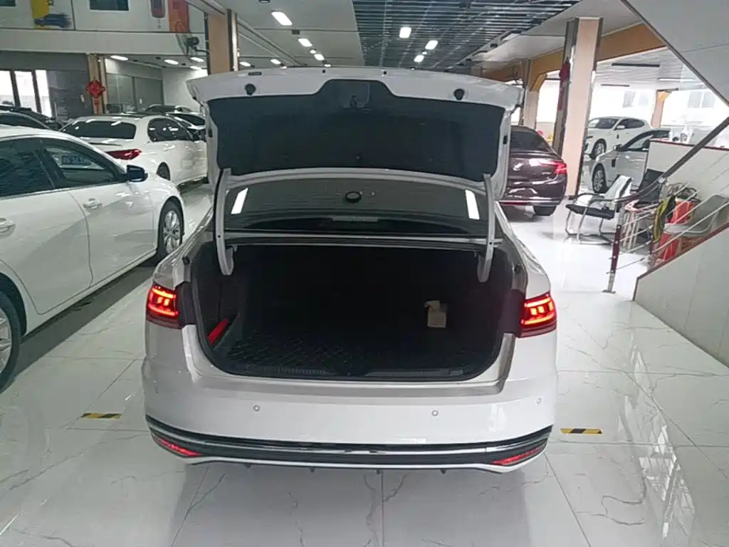 Volkswagen Bora — миниатюра 19