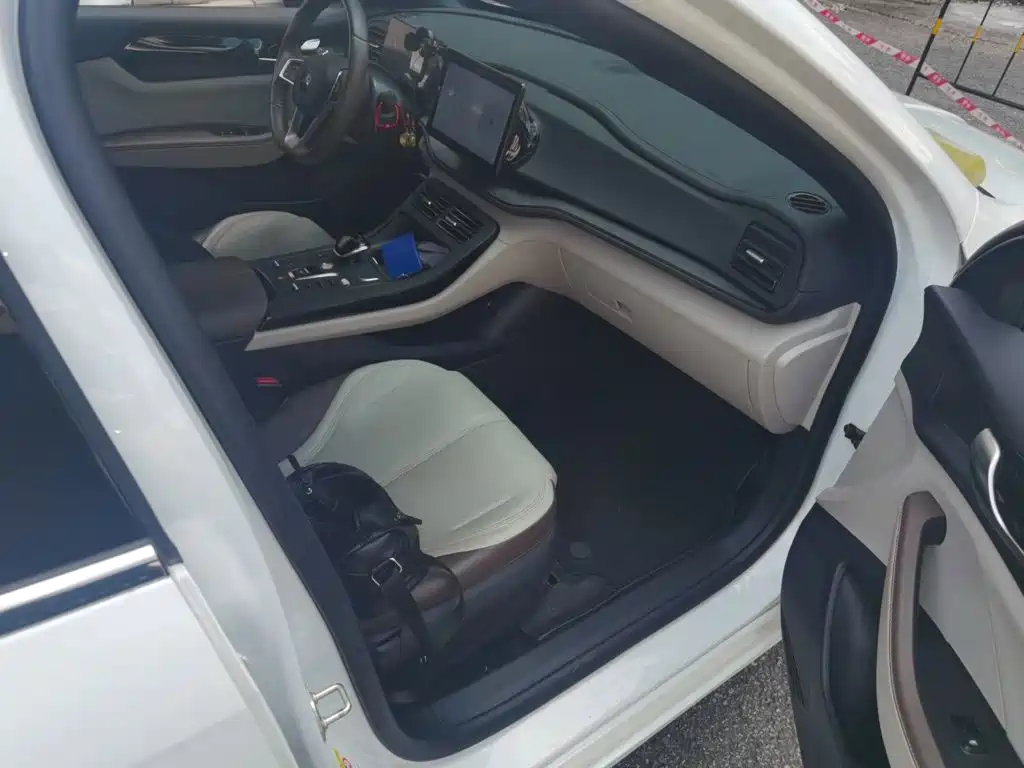 BYD Qin PLUS — миниатюра 19
