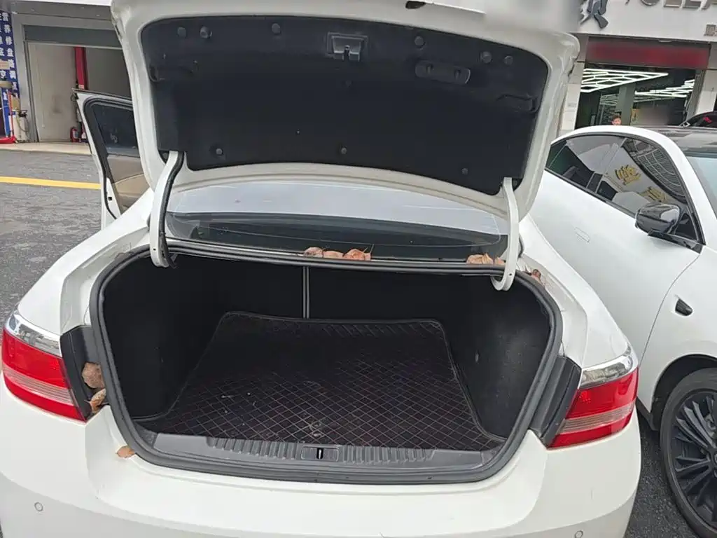Buick Excelle — миниатюра 19