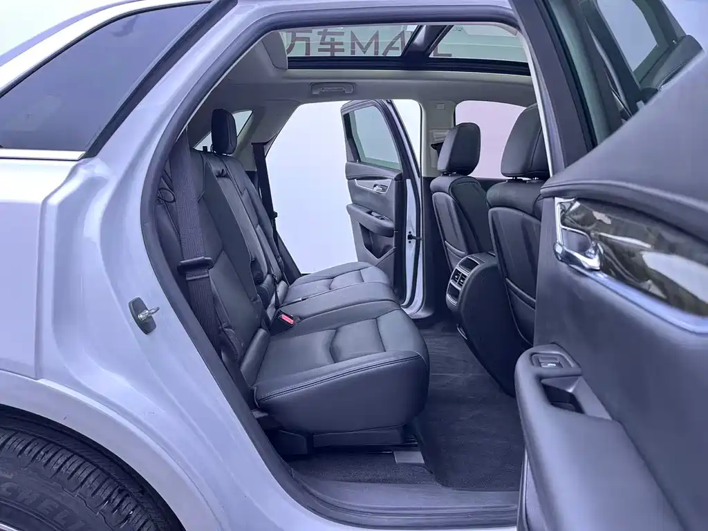 Cadillac XT5 — миниатюра 16
