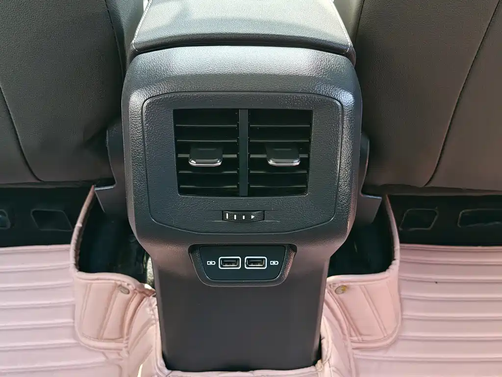 VOLKSWAGEN EXPLORING THE SHADOW