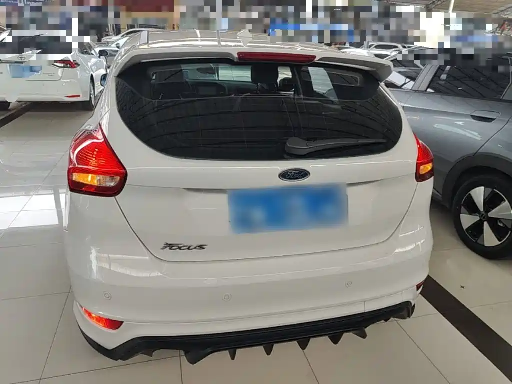 Ford Focus — миниатюра 6