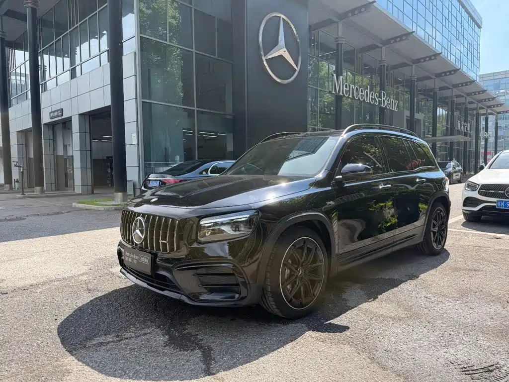奔驰GLB AMG 2024款 AMG GLB 35 4MATIC 2025
