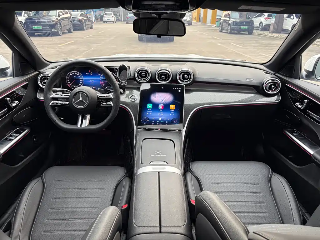 Mercedes-Benz C-Class — миниатюра 10