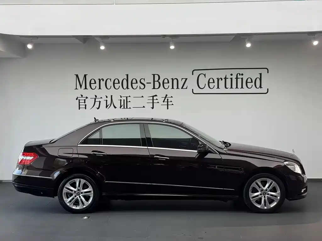 Mercedes-Benz E-Class (Import) — миниатюра 16