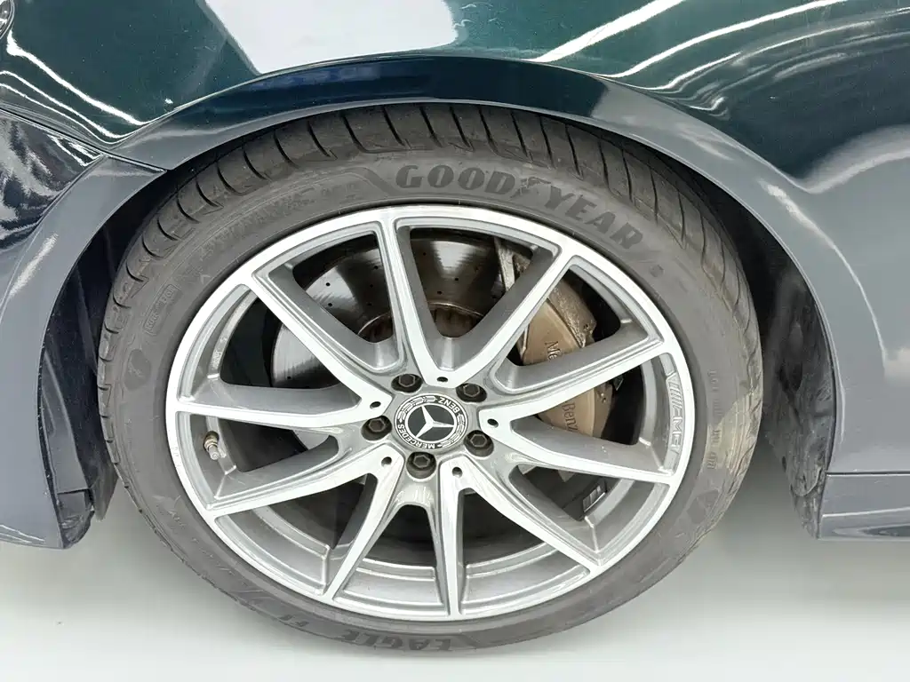 Mercedes-Benz E-Class (Import) — миниатюра 24