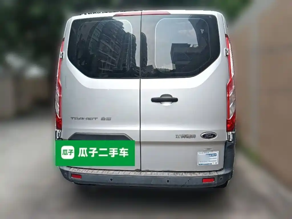 Ford Transit — миниатюра 3