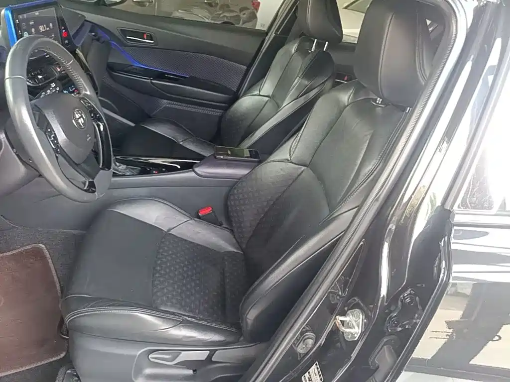 Toyota IZOA — миниатюра 15