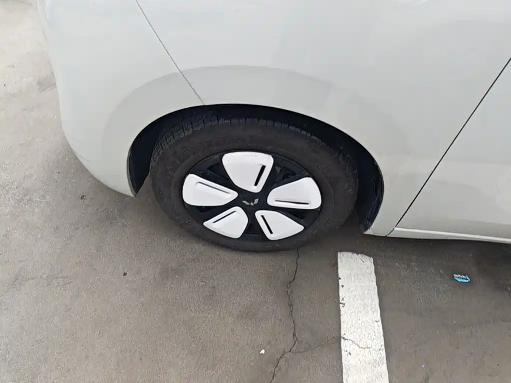 Wuling MINIEV — миниатюра 23