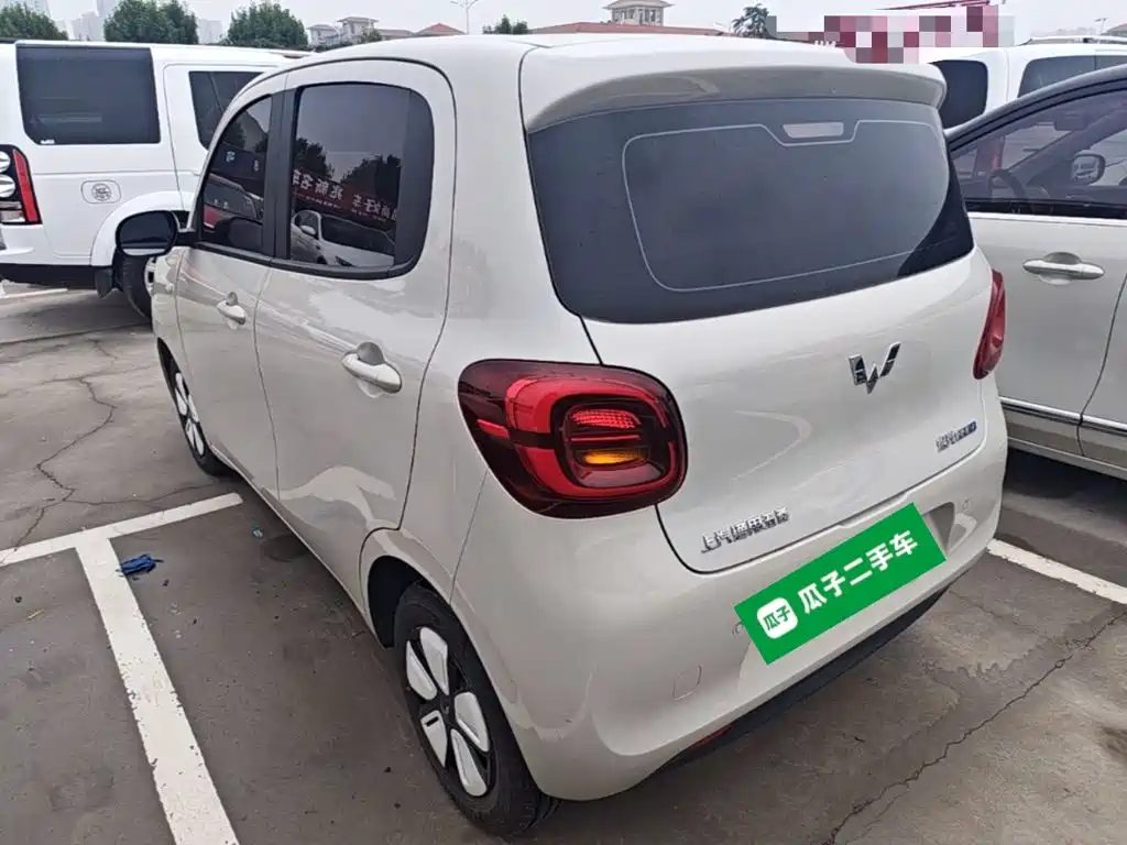 Wuling MINIEV — миниатюра 5