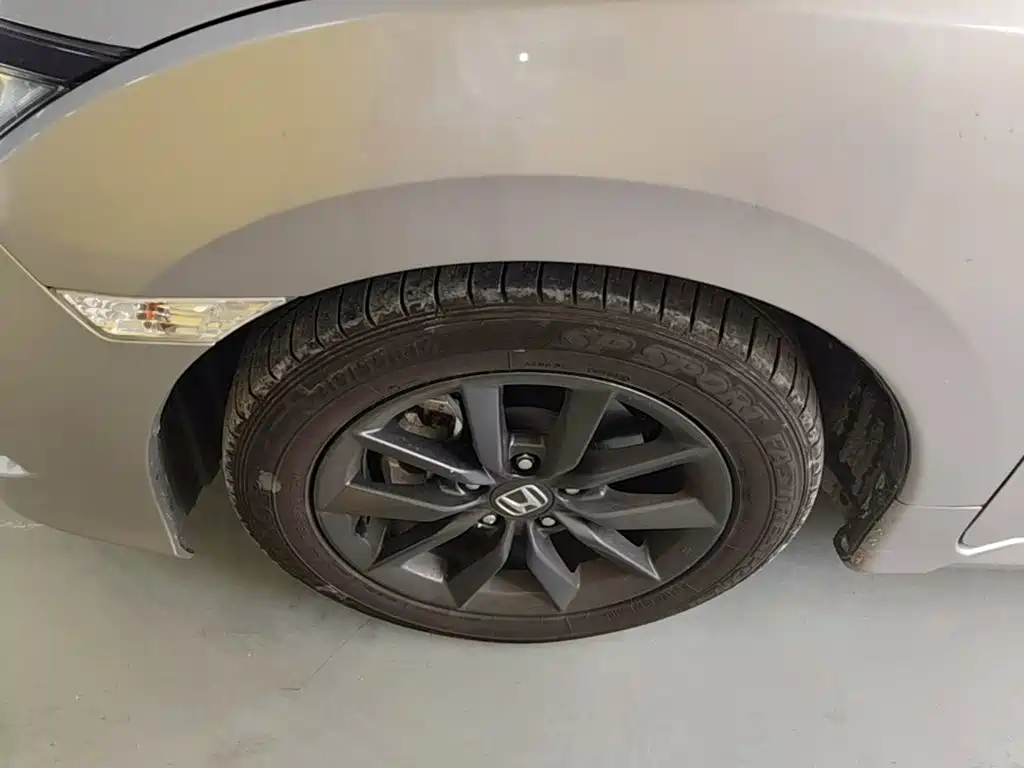 Honda Civic — миниатюра 23