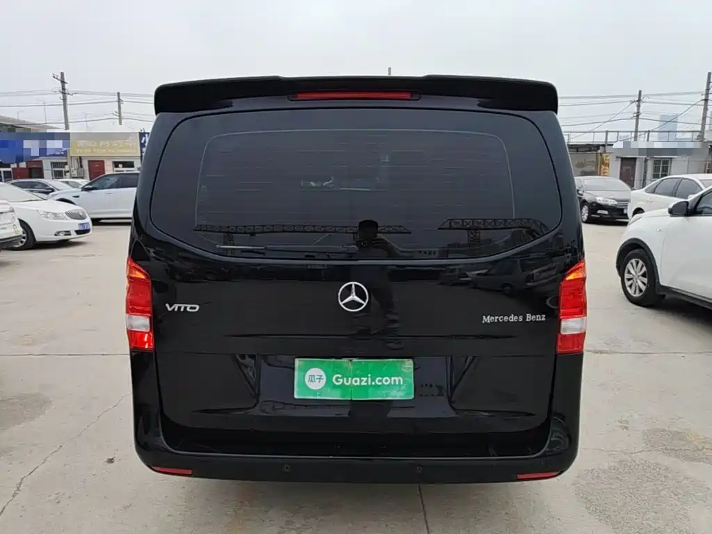 Mercedes-Benz Vito — миниатюра 6