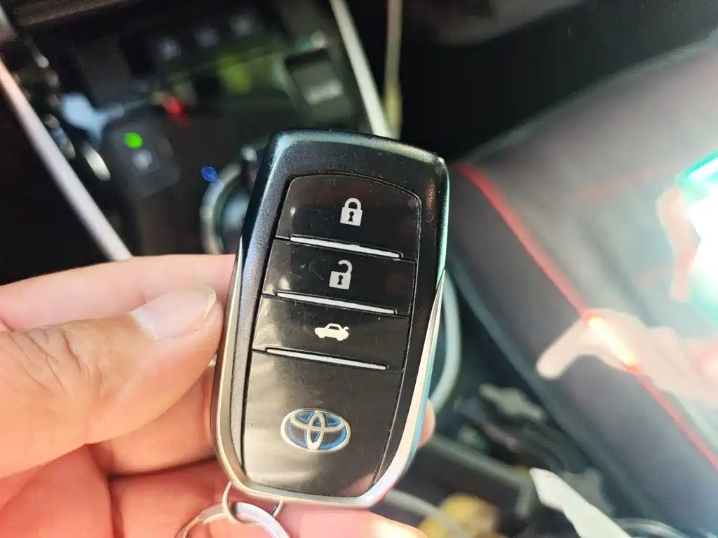 Toyota Corolla — миниатюра 9