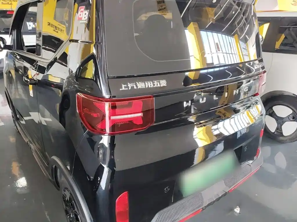 Wuling MINIEV — миниатюра 5