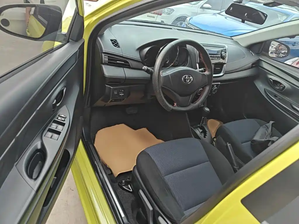 Toyota Yaris L — миниатюра 16