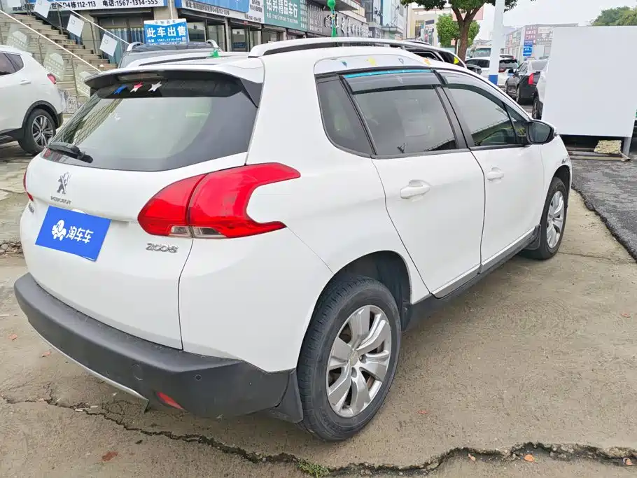 Peugeot 2008 — миниатюра 3
