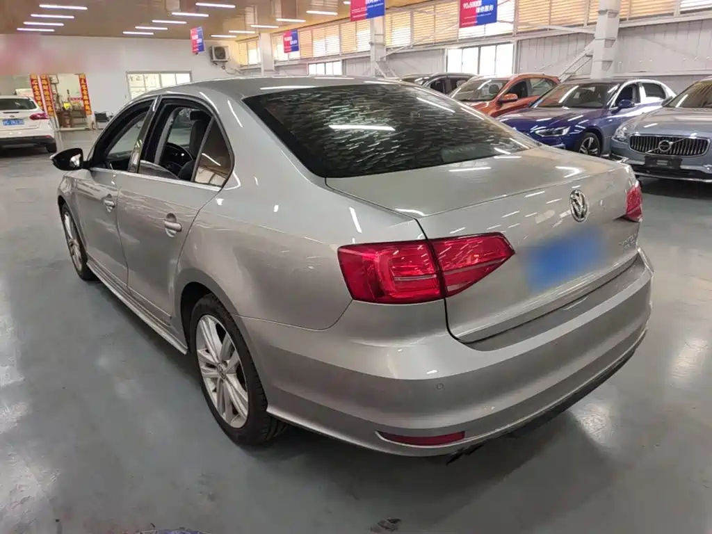 Volkswagen Sagitar 2018 280TSI DSG