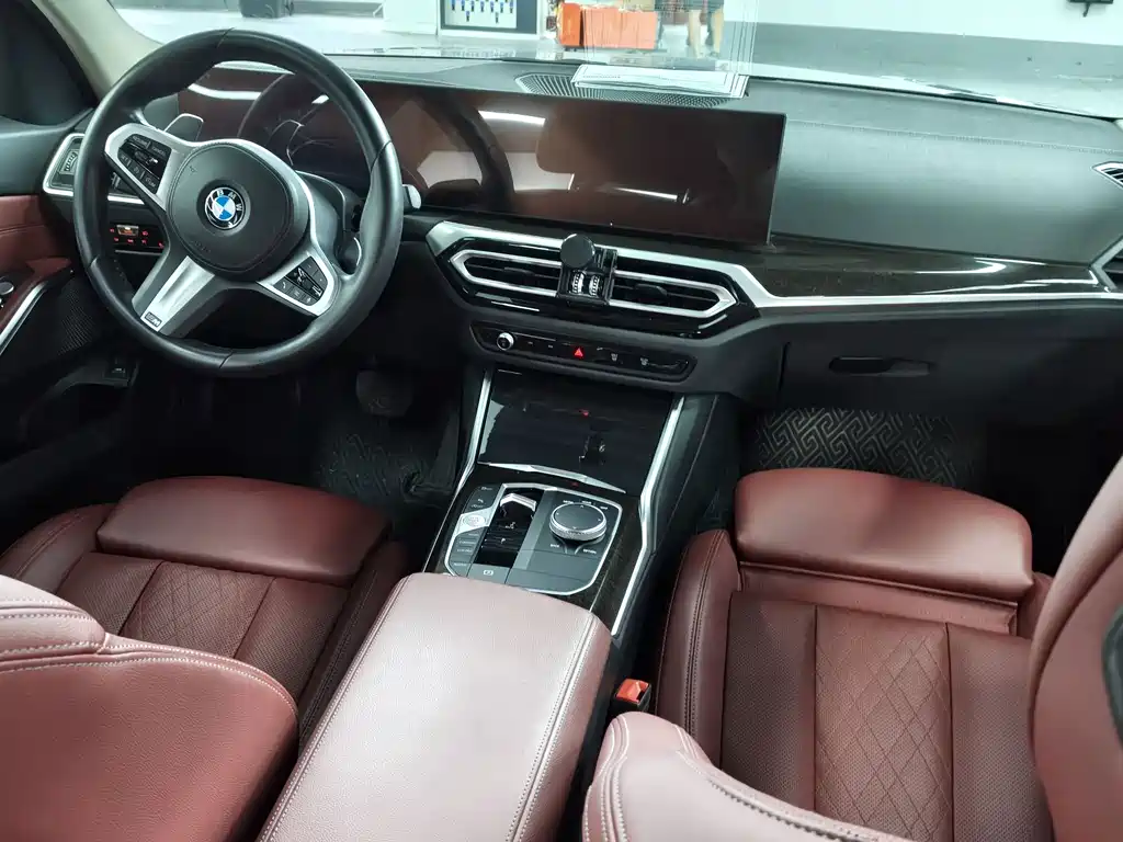 BMW 3 Series — миниатюра 6