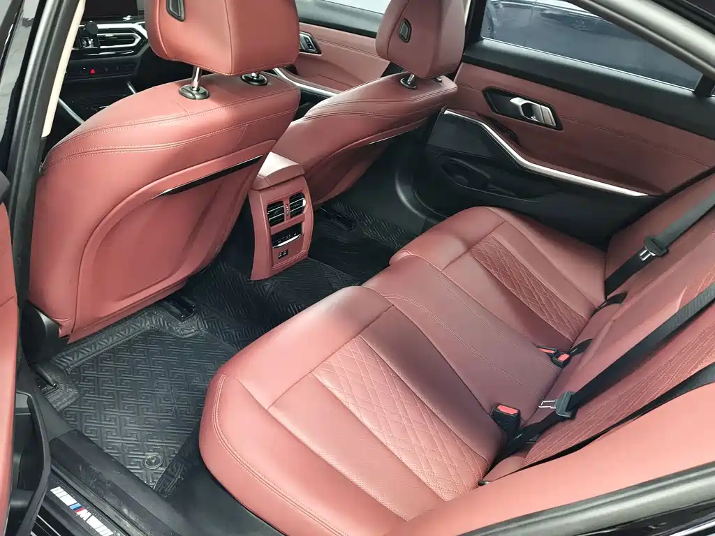 BMW 3 Series — миниатюра 8