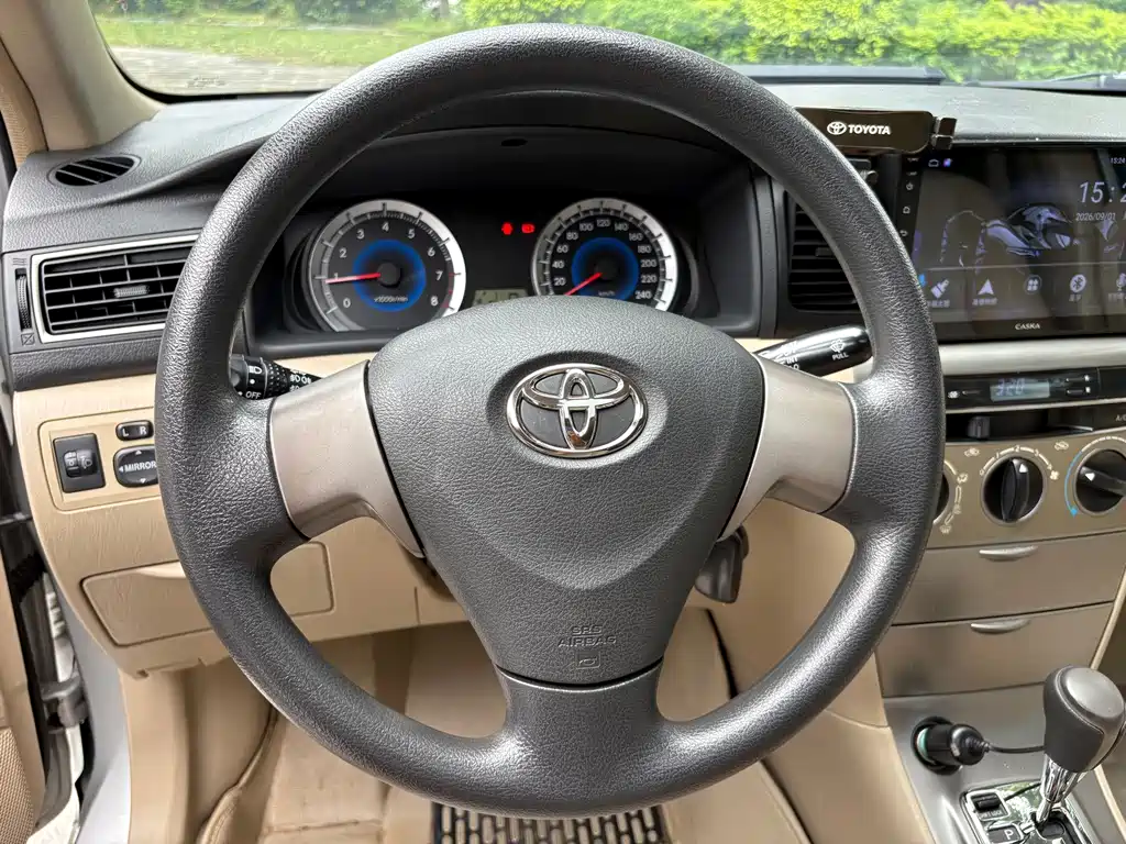 Toyota Corolla — миниатюра 8