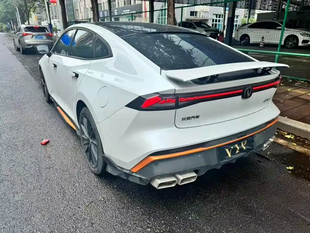 Changan UNI-V — миниатюра 12