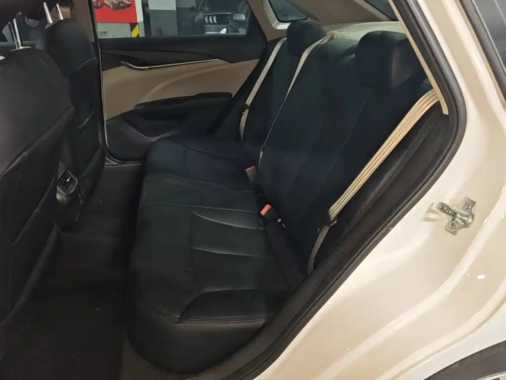 Buick Excelle — миниатюра 17