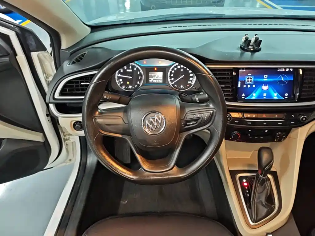 Buick Excelle — миниатюра 11