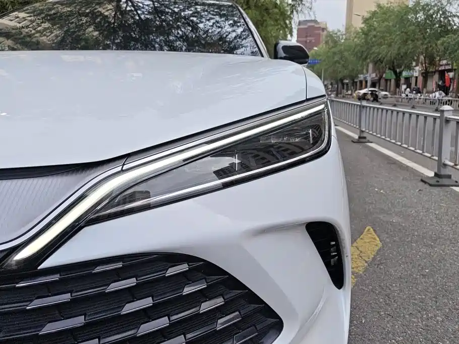 BYD L DM-i — миниатюра 5