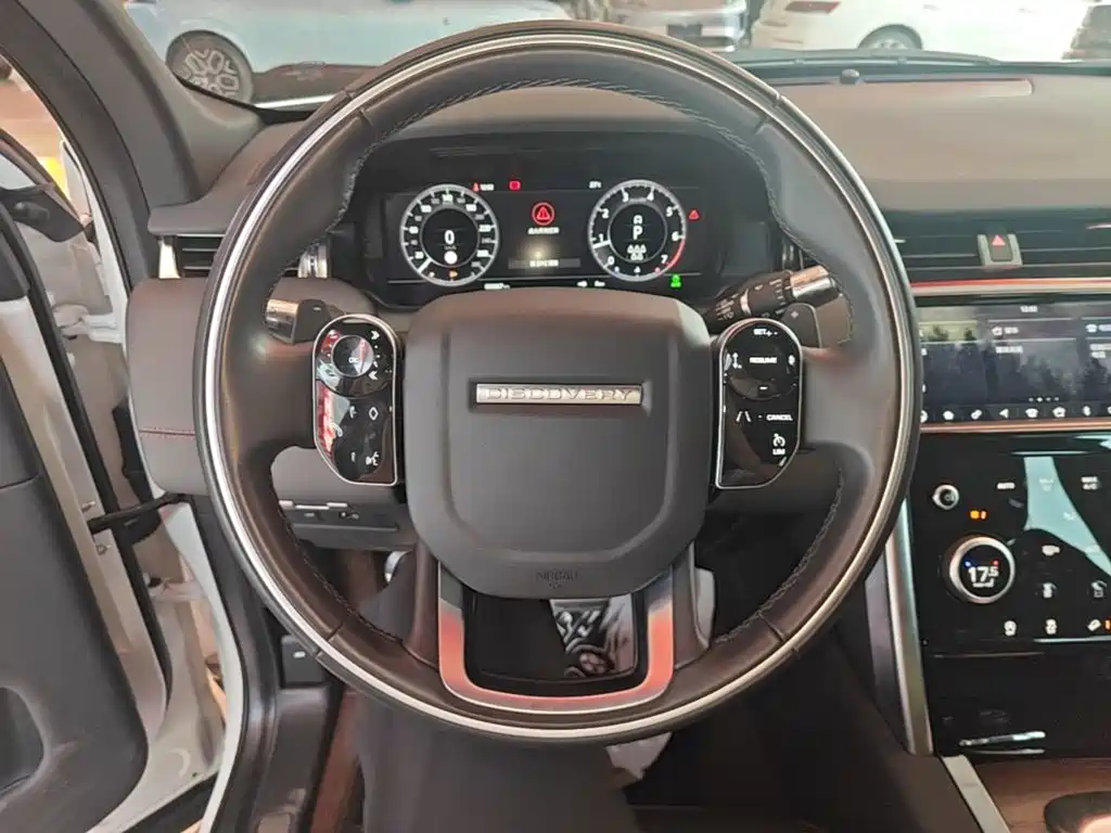 Land Rover Discovery Sport — миниатюра 11