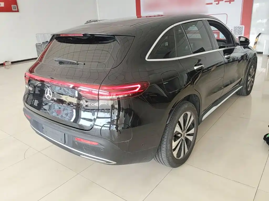 Mercedes-Benz EQC — миниатюра 7