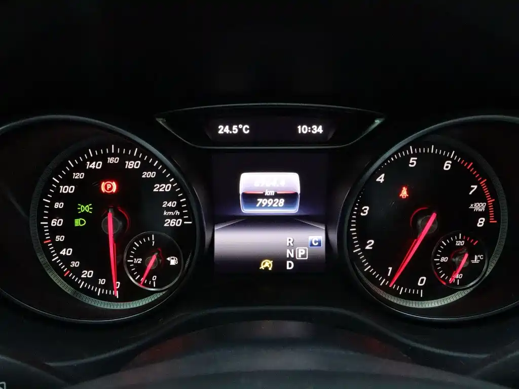 Mercedes-Benz CLA (Import) — миниатюра 13