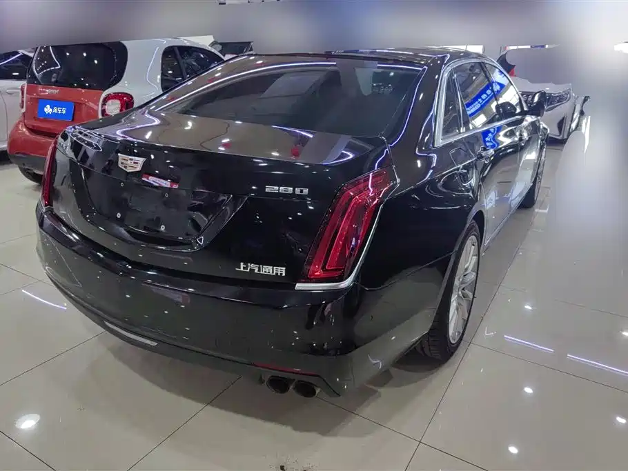 CADILLAC CT6