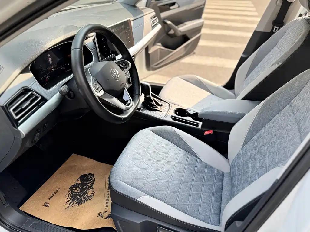 Volkswagen Lavida — миниатюра 8
