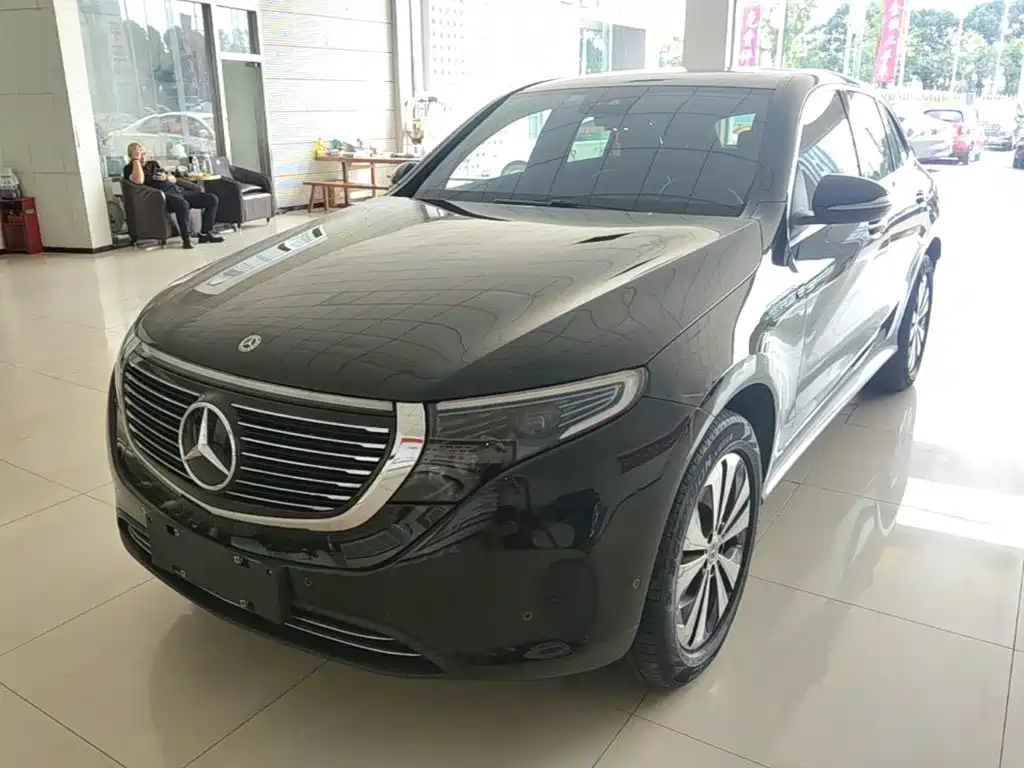 Mercedes-Benz EQC — миниатюра 2