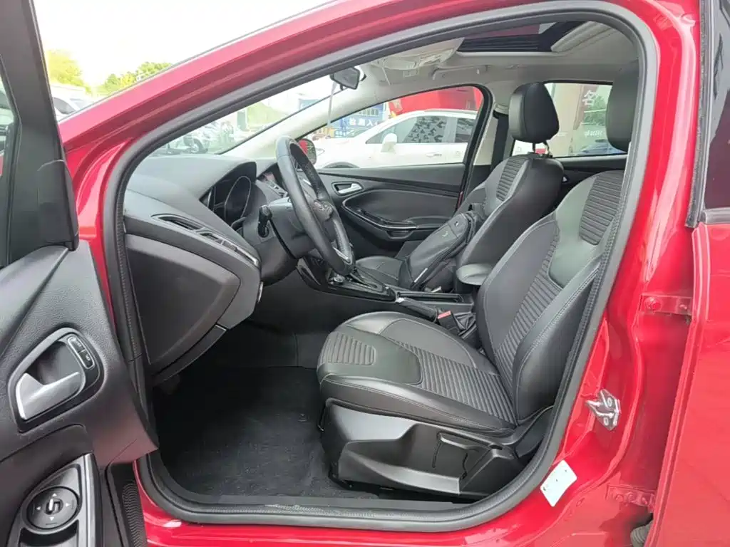Ford Focus — миниатюра 15