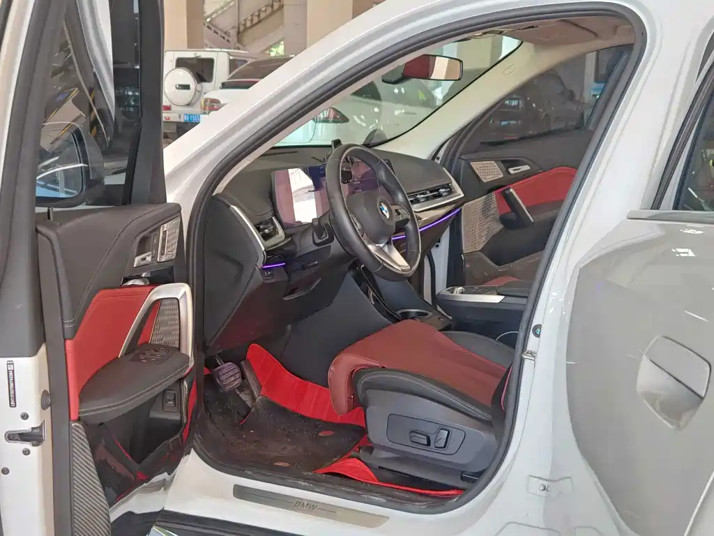 BMW X1 — миниатюра 10