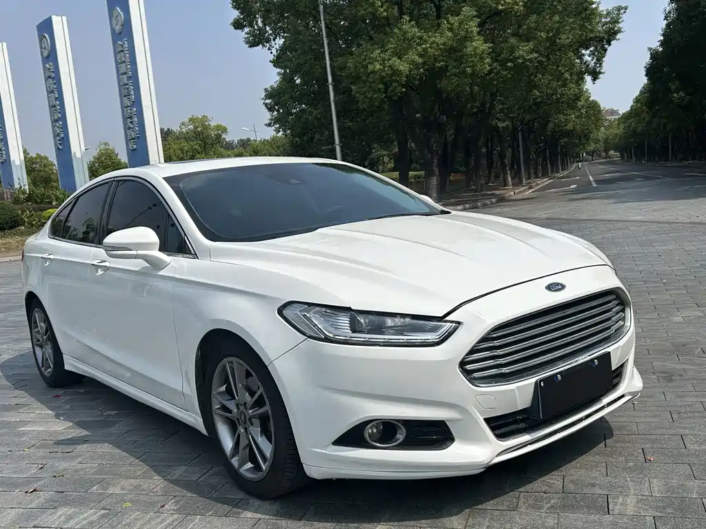 Ford Mondeo — миниатюра 3