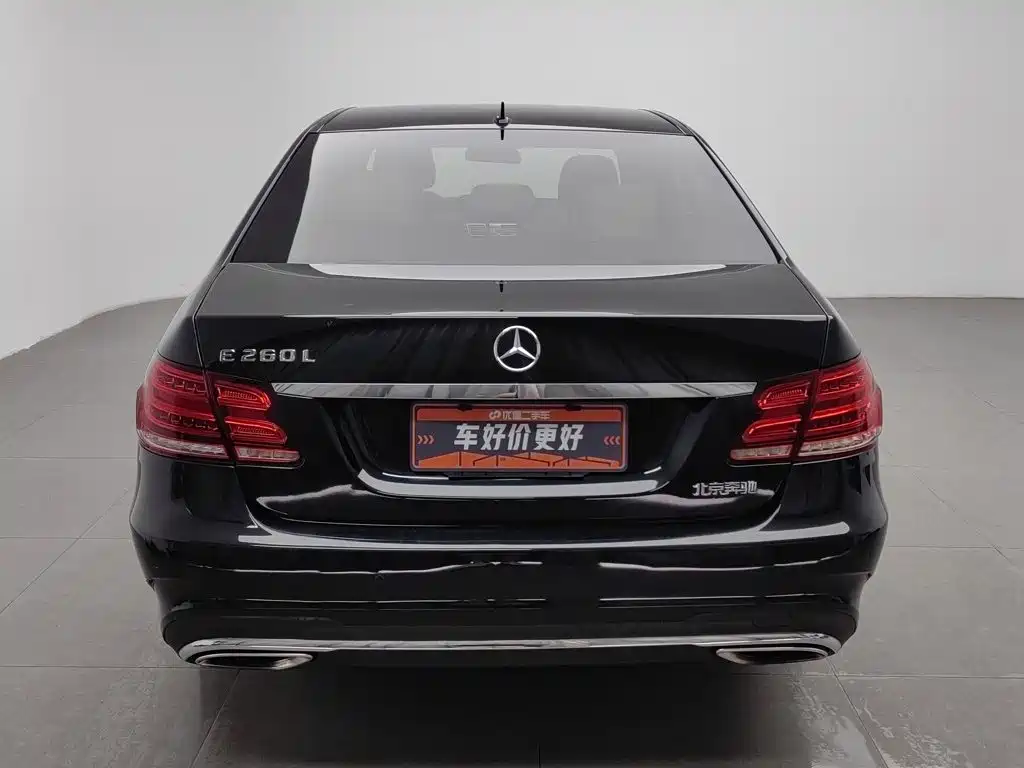 Mercedes-Benz E-Class — миниатюра 4