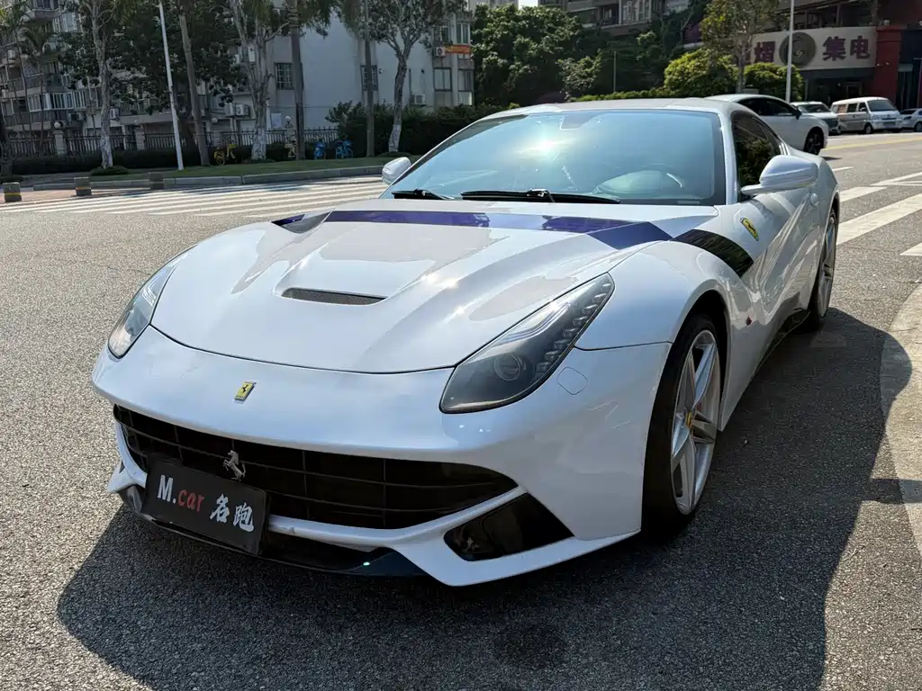 Ferrari F12berlinetta — миниатюра 2