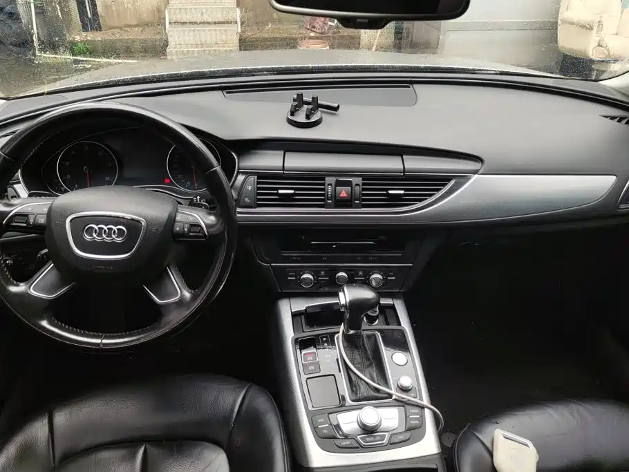 Audi A6L — миниатюра 12