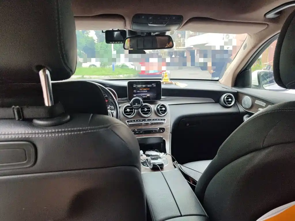Mercedes-Benz GLC — миниатюра 14