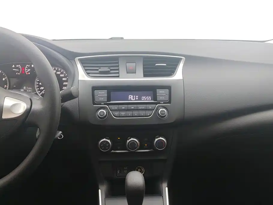 Nissan Sylphy — миниатюра 13