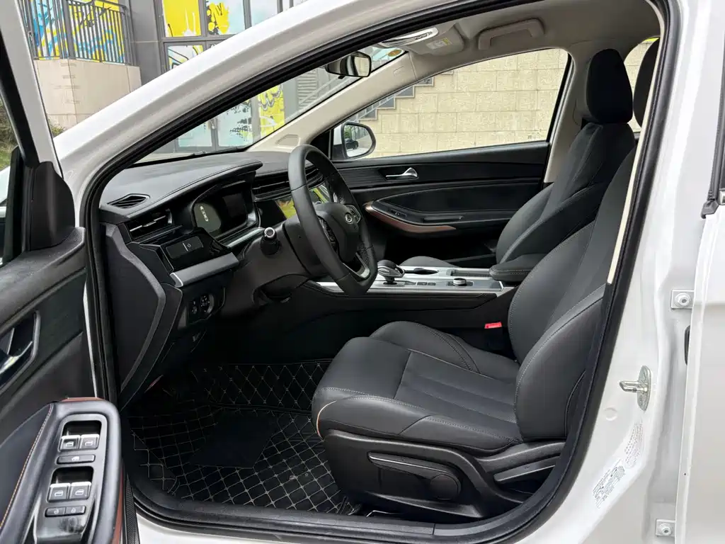 Chery Arrizo 5 PLUS — миниатюра 4