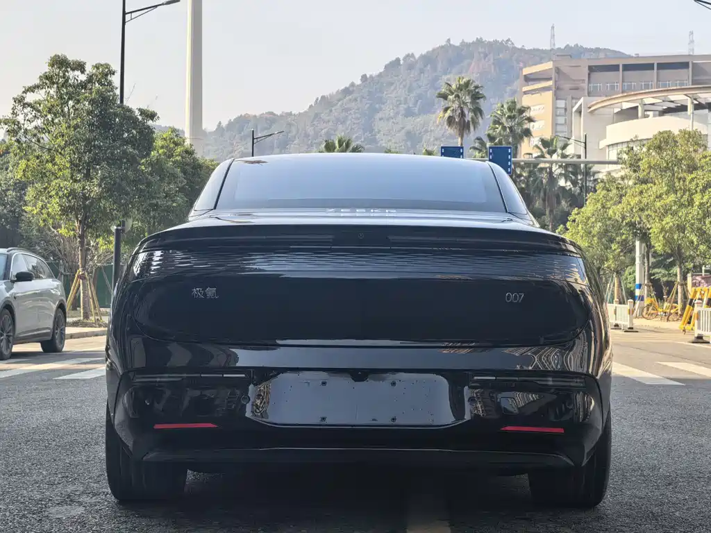 ZEEKR EXTREME KRYPTON 007